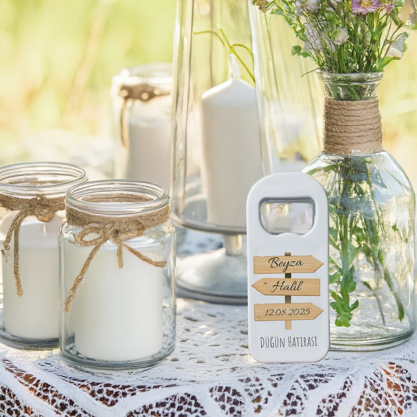 Ahşap Yön Tabelası Tasarımlı - Kişiye Özel Plastik Açacak Magnet