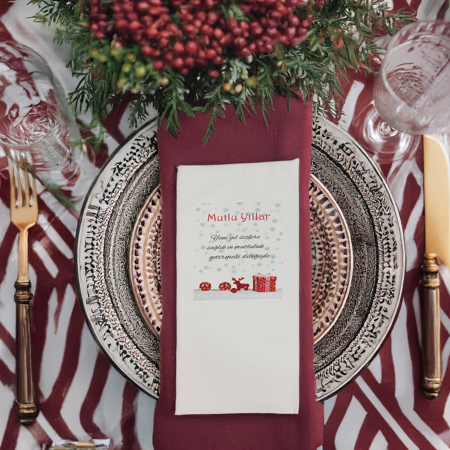 Yılbaşı Peçetesi, 33x33 Garson Katlama (1/8) | Şık ve Özgün Tasarımlar