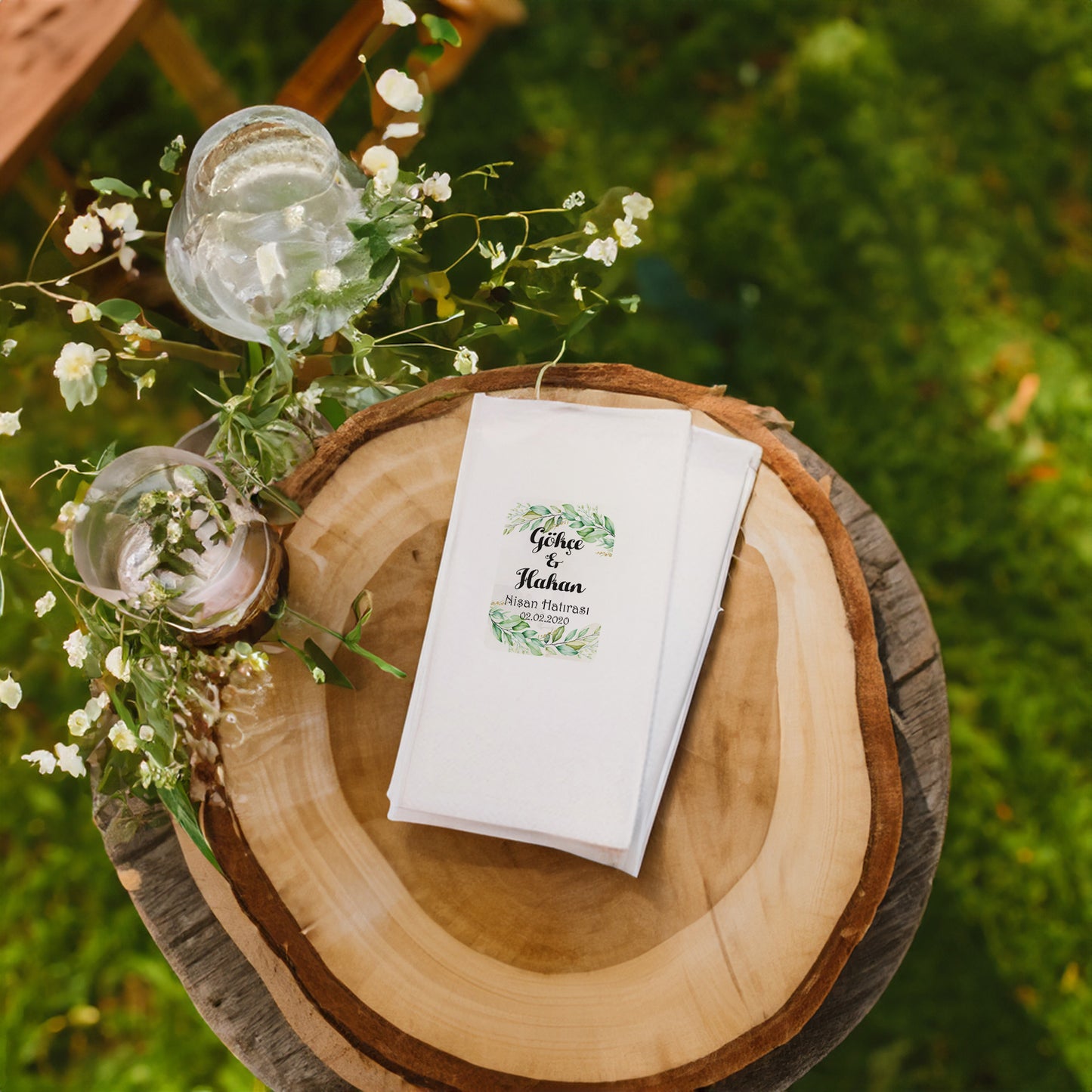 Yeşil Yaprak Detaylı Özel Gün Peçetesi