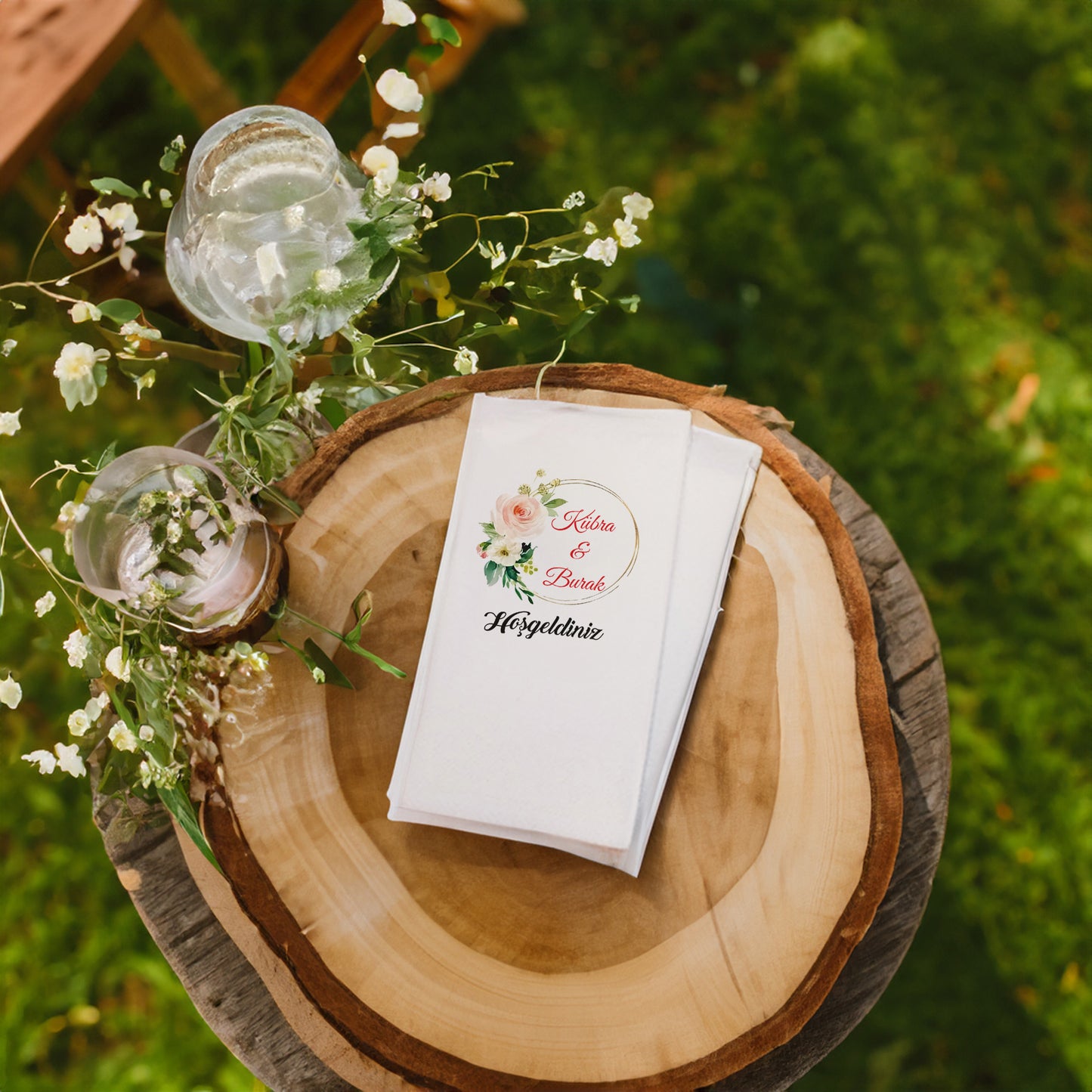 Gül Çerçeveli Özel Gün Peçetesi