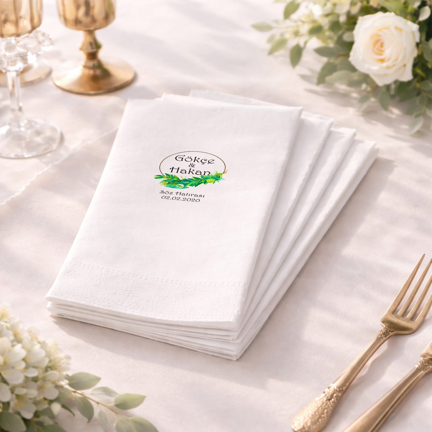 Kırmızı Kalpli Karahindiba Temalı İsimli Özel Gün Peçetesi