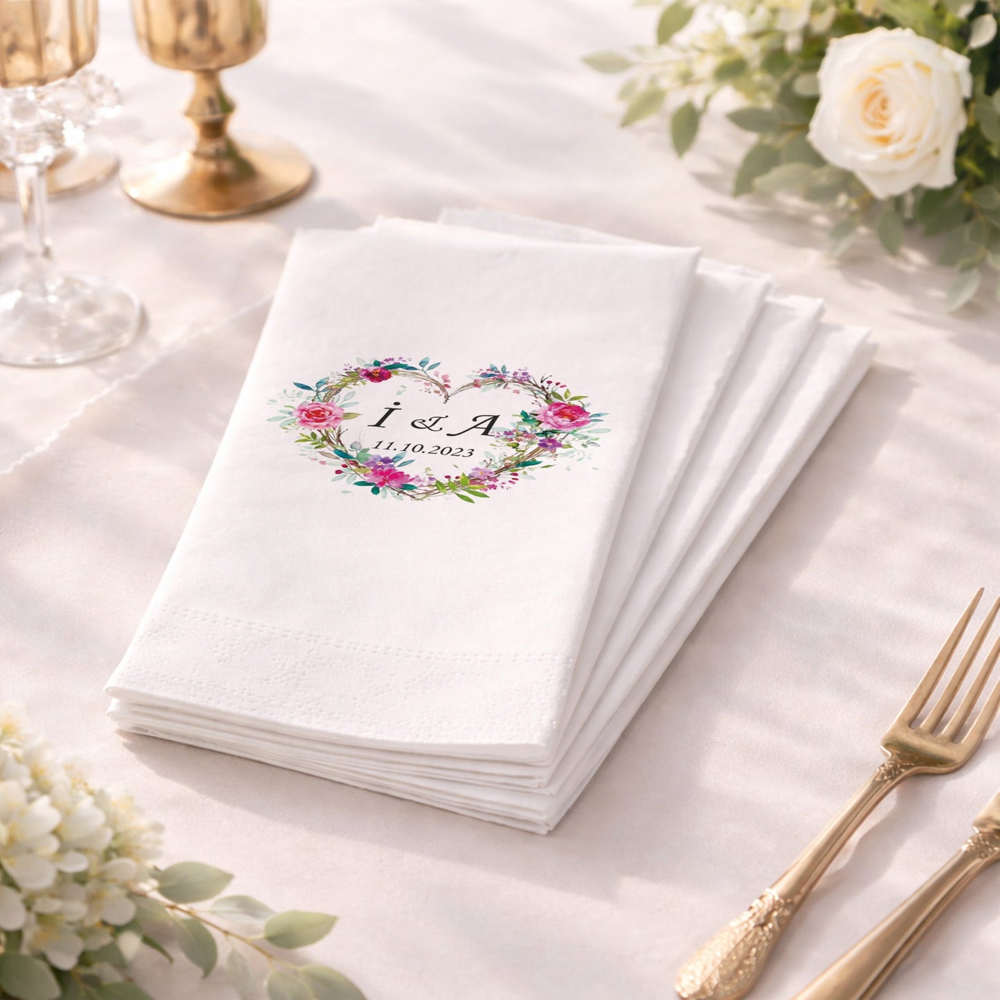 Çiçek Kalp Çerçeveli İsimli Nişan ve Düğün Baskılı Peçete