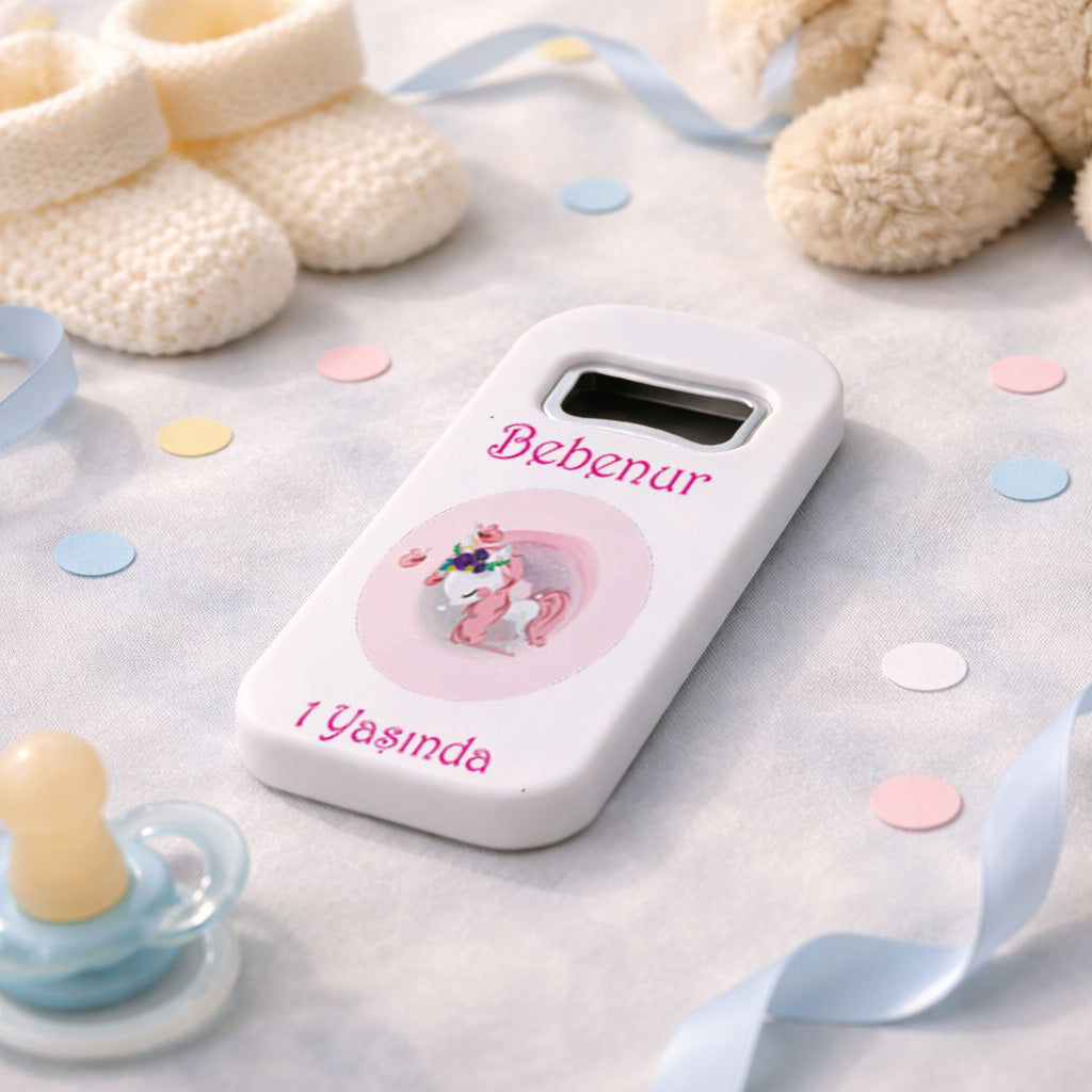Unicorn Temalı Açacak Magnet – Kişiye Özel İsimli 1 Yaş Kız Çocuk Doğum Günü Hediyelik
