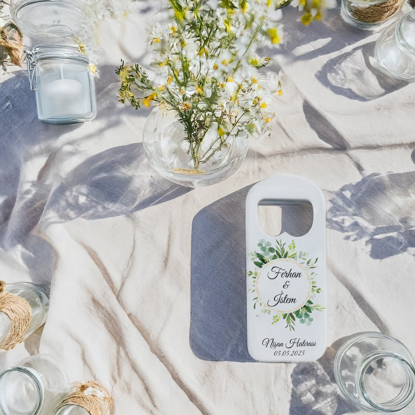 Yeşil Yapraklı Çerçeve Tasarımlı – Kişiye Özel Plastik Açacak Magnet