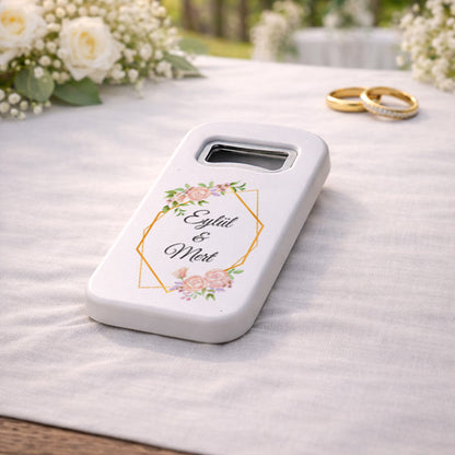 Pudra Gül Desenli Düğün Magnet Açacak | Gold Geometrik Çerçeveli İsim Baskılı