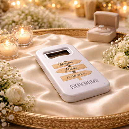 Ahşap Tabela Tasarımlı Düğün Magnet Açacak | Rustik İsim Baskılı Şişe Açacağı