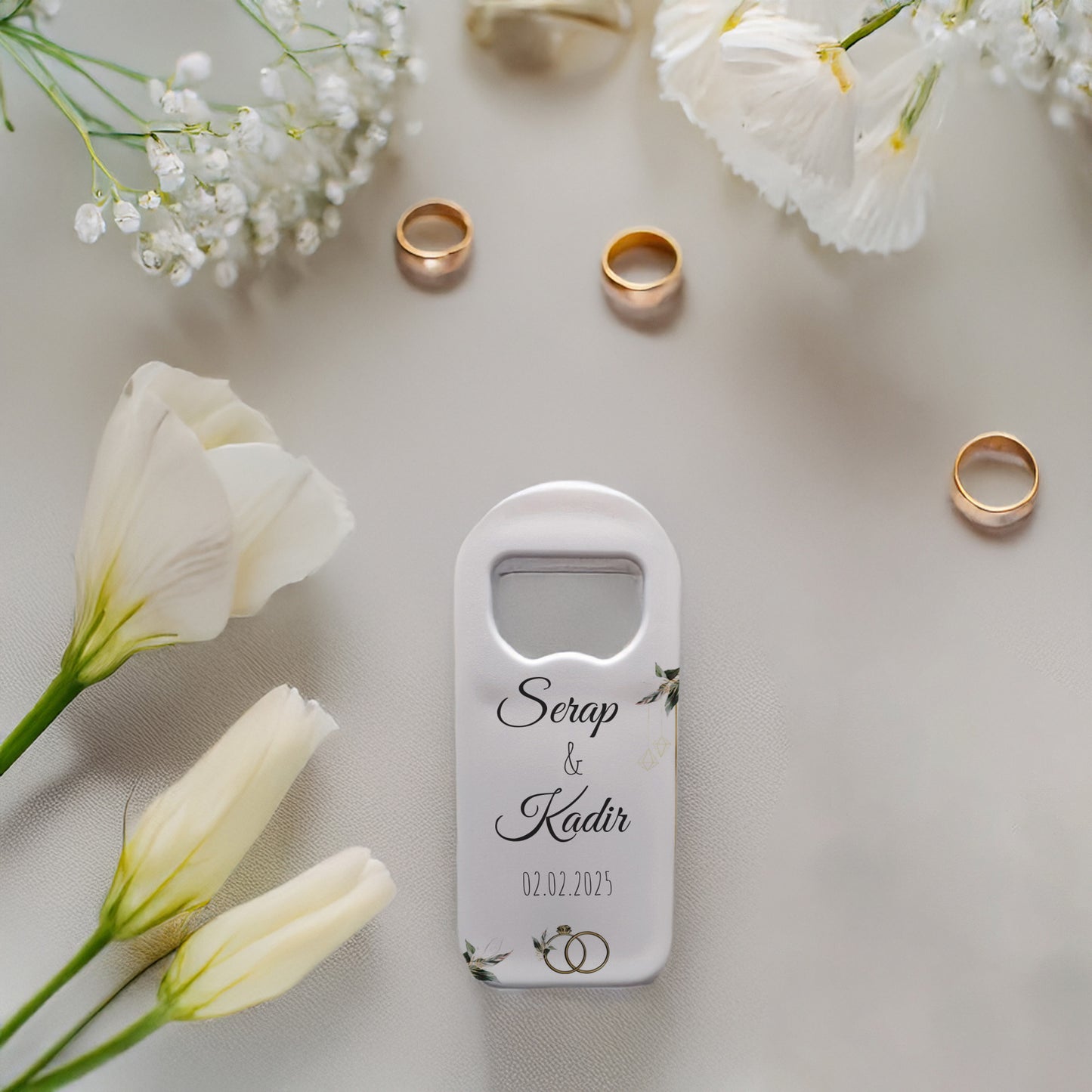 Alyans Detaylı Minimal Tasarımlı – Kişiye Özel Plastik Açacak Magnet