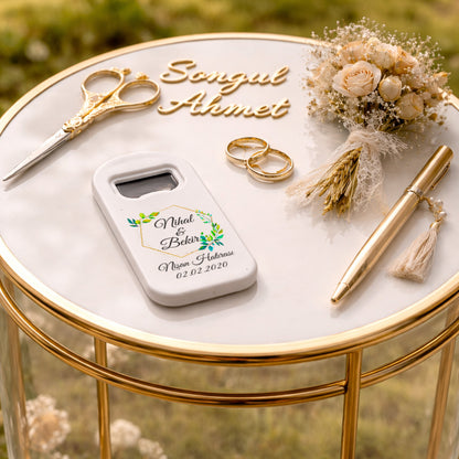 Minimal Yeşil Yapraklı Nişan Magnet Açacak | Altın Çerçeveli Kişiye Özel