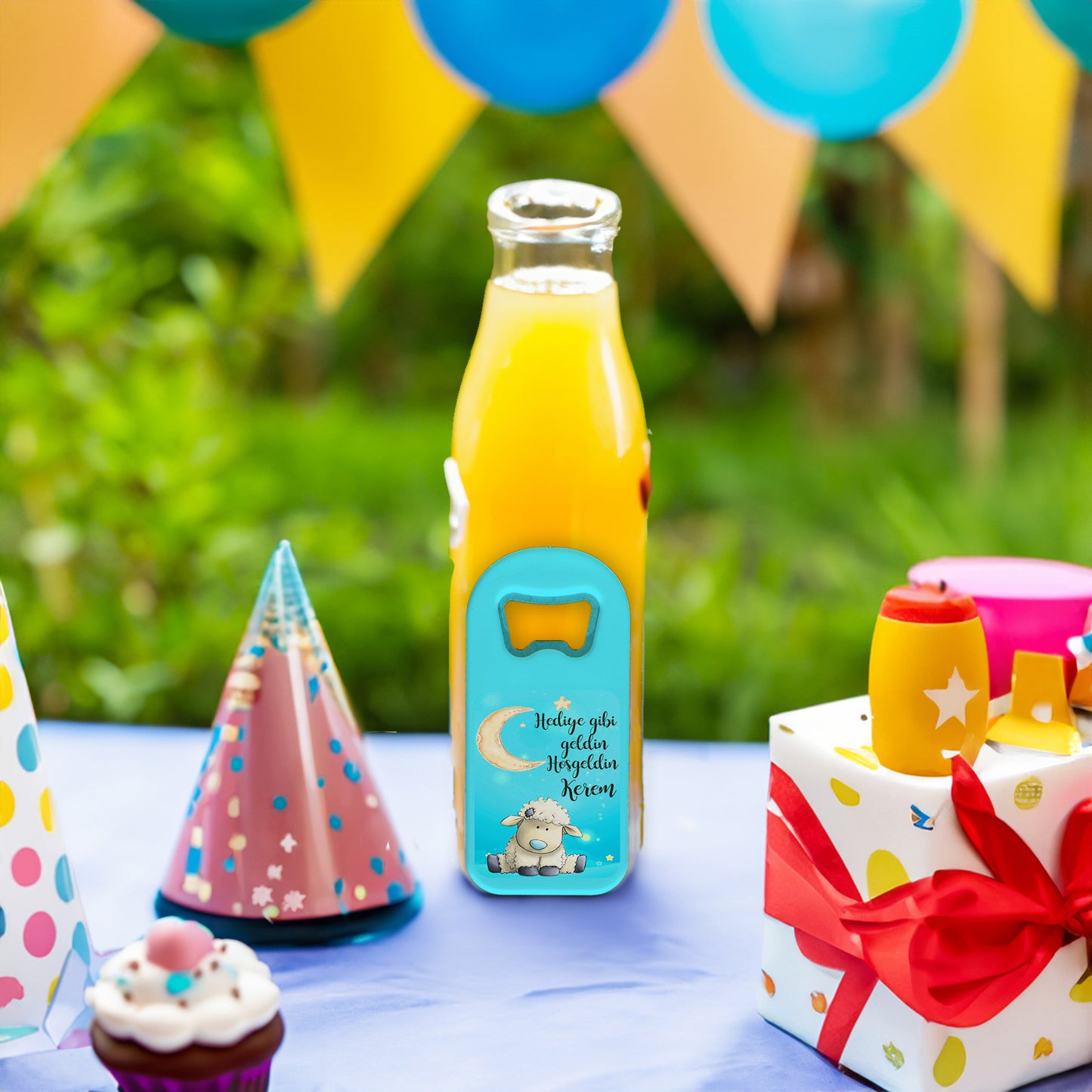 Mavi Zeminli Kuzu Temalı Plastik Açacak Magnet | Doğumgünü, Babyshower, Diş Buğdayı ve Sünnet Organizasyonlarınızın Unutulmaz Hatırası!