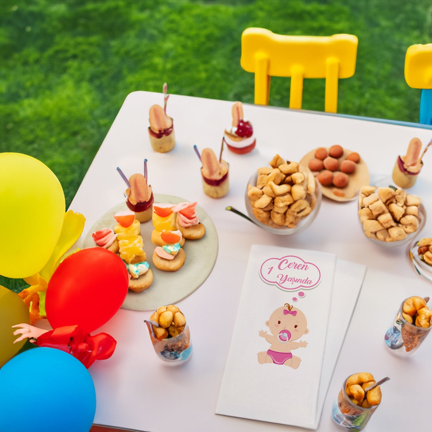 Baloncuklu Kız Bebek Temalı Baskılı Peçeteler - AyDesign.com.tr