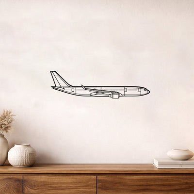 Airbus A330 Metal Duvar Tablosu – Elektrostatik Siyah Boyalı Modern Uçak Dekoru
