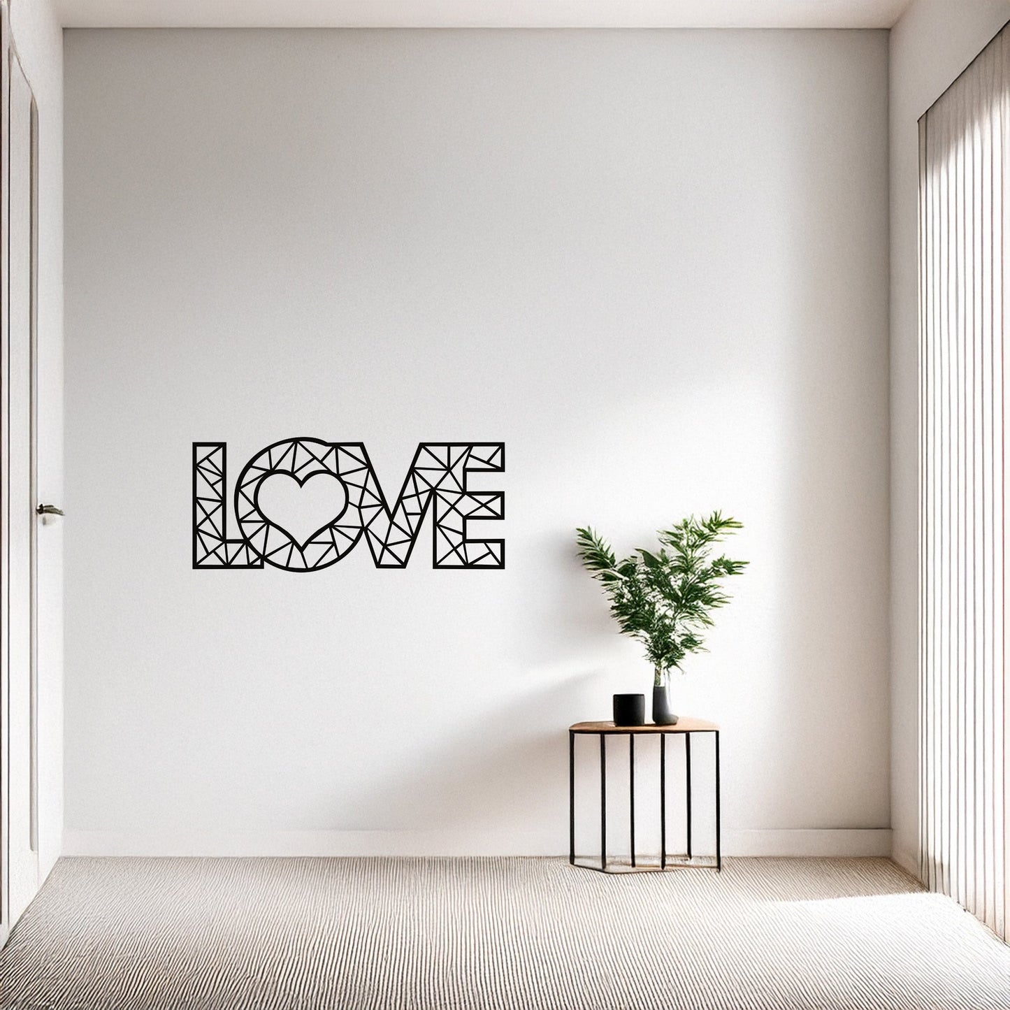 Geometrik LOVE Yazılı Kalp Figürlü Metal Duvar Tablosu
