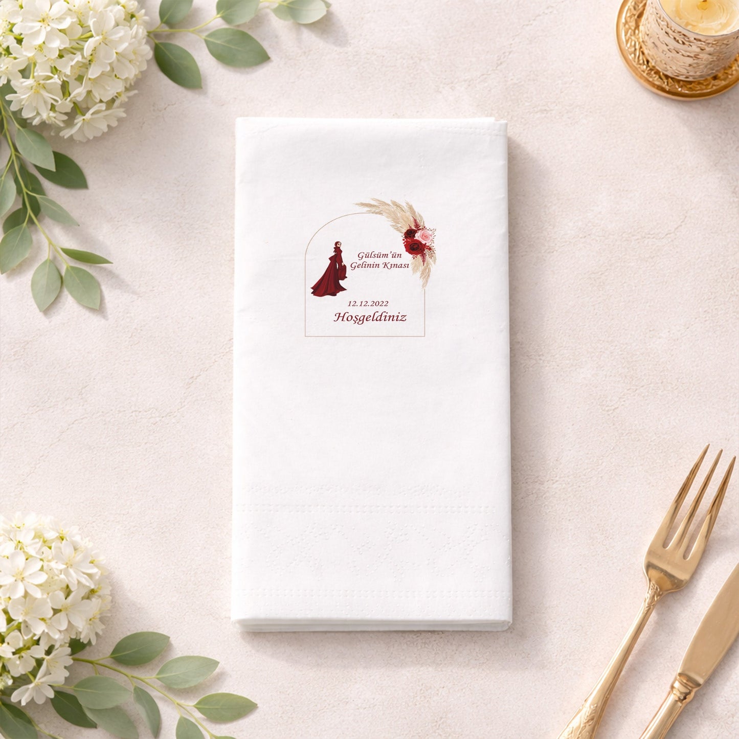 Gülsüm'ün Gelin Kınası Modern Bordo Elbiseli Şık Baskılı Peçete