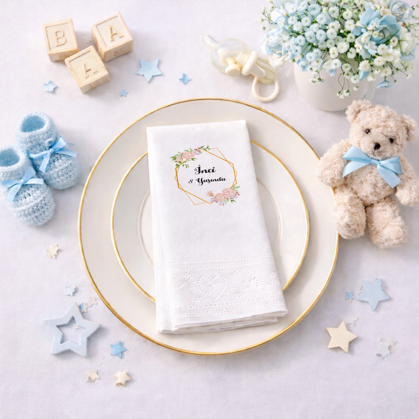 Çiçekli Çerçeve Temalı Kız Çocuk Doğum Günü Peçetesi