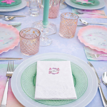 Kelebekli Çiçek Çelenk Temalı Kız Bebek Peçetesi