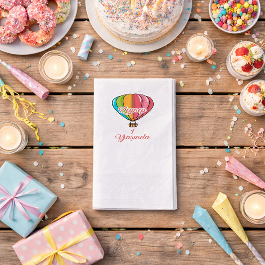 Renkli Uçan Balon Temalı Zeynep 1 Yaş Parti Peçetesi