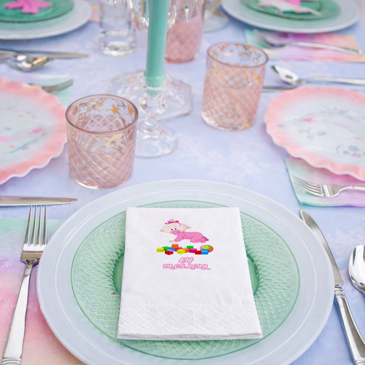 Elif İsme Özel Pembe Emekleyen Bebek Ve Blok Temalı Peçete