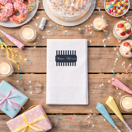 Çizgili Modern Tasarım Yağız Kerem İsme Özel Parti Peçetesi