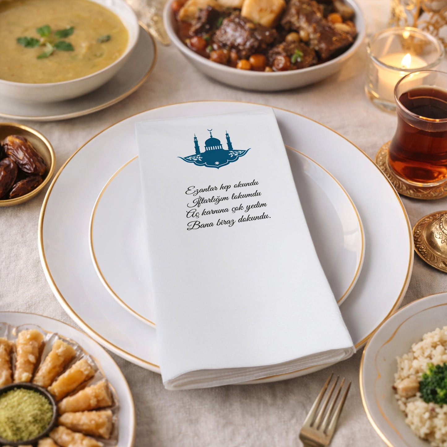 Kidzia Camii Silüeti Ramazan Peçetesi – Mani Yazılı, 33x33 cm Çift Katlı, 20’li Paket