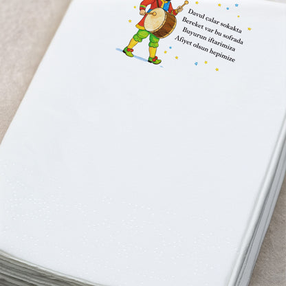 Davulcu Figürlü Ramazan Baskılı Peçete – Bereket ve Dua Temalı | 33x33 cm