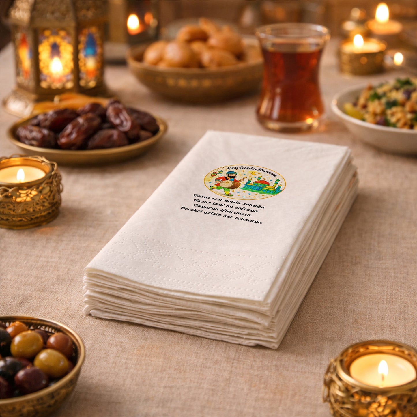 Hoş Geldin Ramazan Davulcu Desenli Baskılı Peçete – Bereket Temalı | 33x33 cm