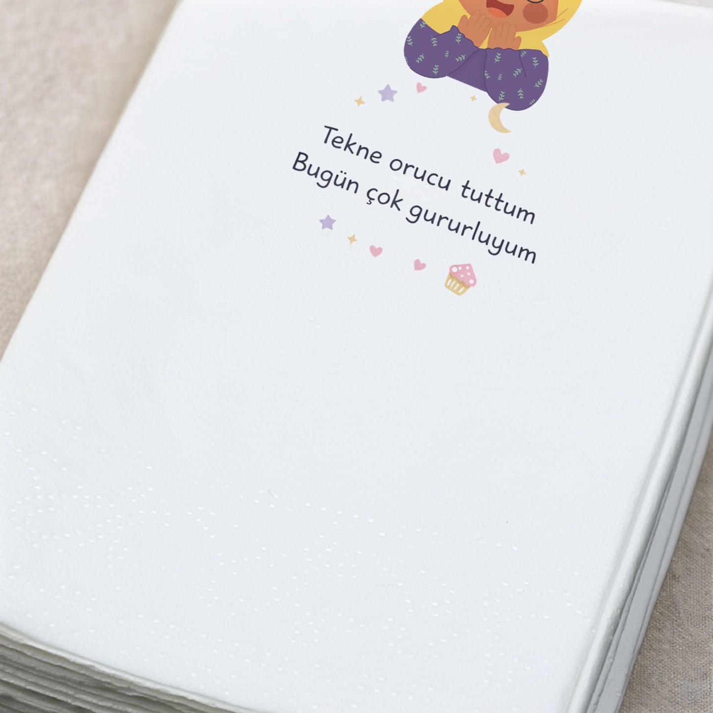 Tekne Orucu Tuttum Yazılı Çocuk Ramazan Peçetesi | Sevimli Kız Figürlü 33x33 cm