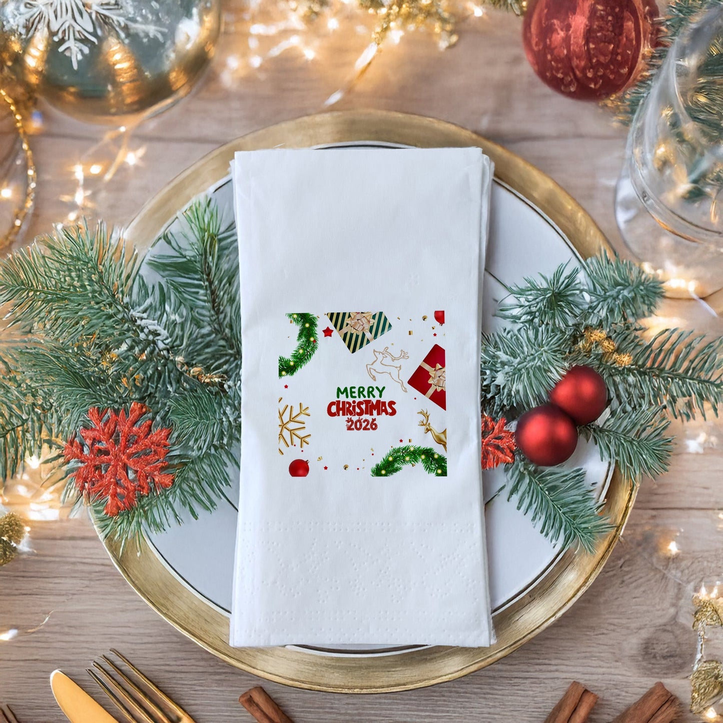 Merry Christmas 2026 Lüks Altın Detaylı Yılbaşı Peçetesi – 33x33 cm, 20’li