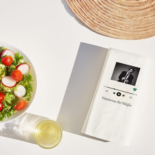 Hatalarına Bir Nilüfer Şarkı Temalı Baskılı Peçete – 33x33cm, Çift Katlı, 20’li Paket