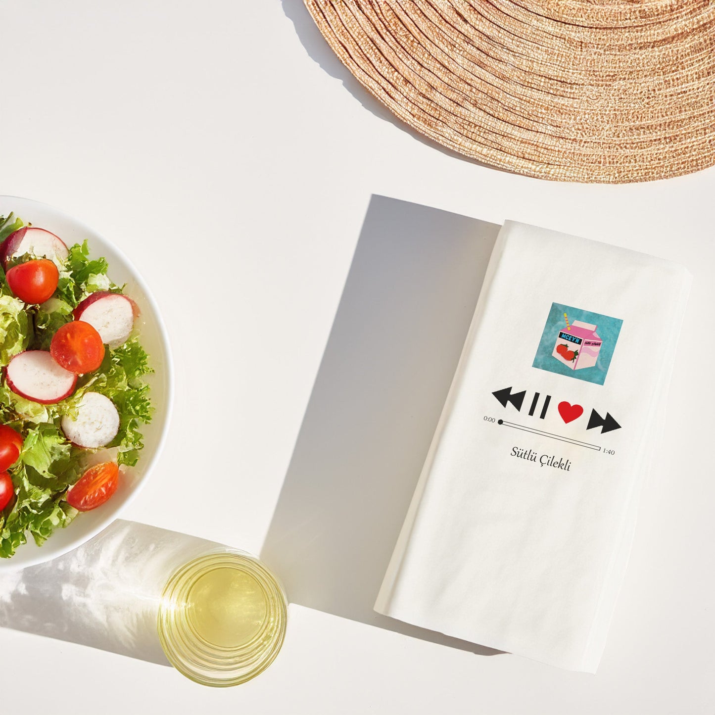 Sütlü Çilekli Şarkı Temalı Baskılı Peçete – 33x33cm Çift Katlı Selülozik, Müzik Player Desenli 20’li Paket