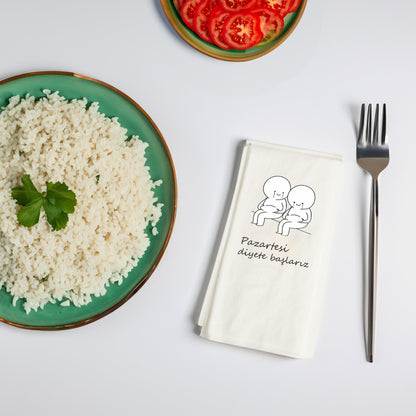 “Pazartesi Diyete Başlarız” Baskılı Peçete – 33x33cm Çift Katlı, 20’li Paket | Komik Diyet Temalı Tasarım