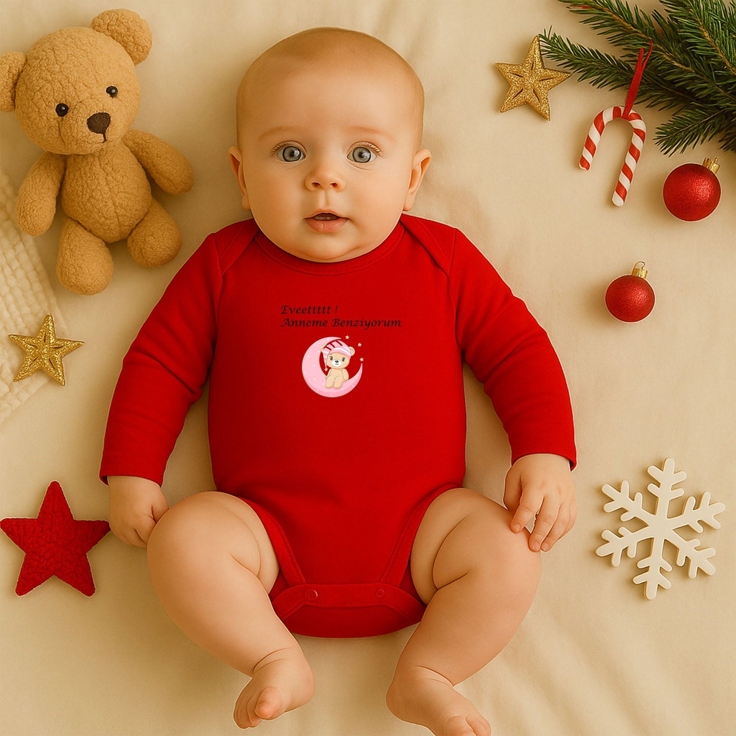 Kişiye Özel Bebek Zıbını – Pembe Ay Üzerinde Ayıcık Tasarım | 1–36 Ay