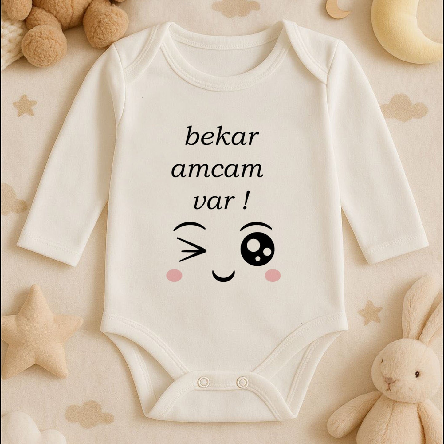 “Bekar Amcam Var” Baskılı Bebek Zıbını – 1–36 Ay | Eğlenceli Tasarım