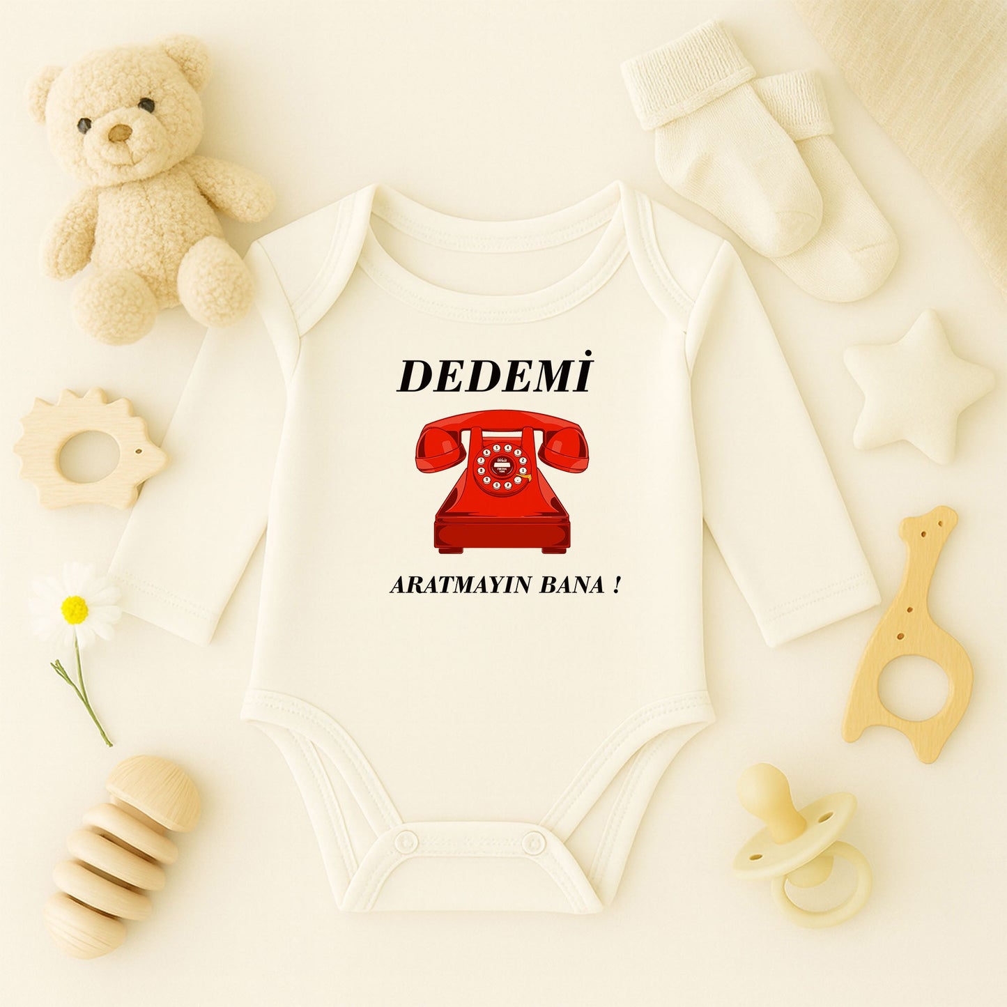 “Dedemi Aratmayın Bana!” Yazılı Bebek Zıbını – 1–36 Ay | Eğlenceli Retro Tasarım, DTF Baskı