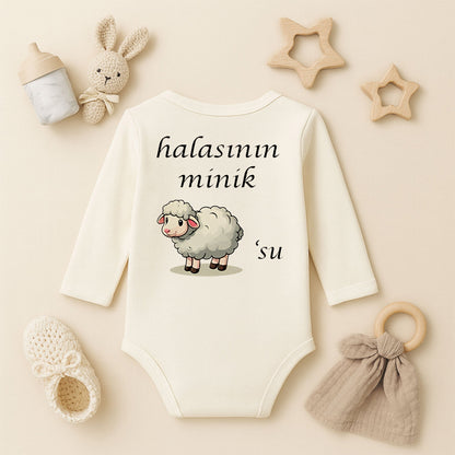 “Halasının Minik Süsü” Yazılı Kuzu Baskılı Bebek Zıbını – 1–36 Ay | Sevimli Tasarım