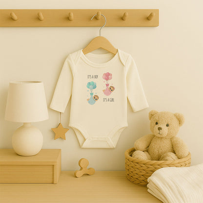 It’s a Boy / It’s a Girl Tasarımlı Bebek Zıbını | 1–36 Ay, DTF Baskı, Hassas Cilt Uyumlu