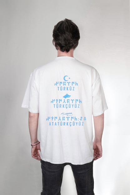 Göktürk baskılı oversize tişört