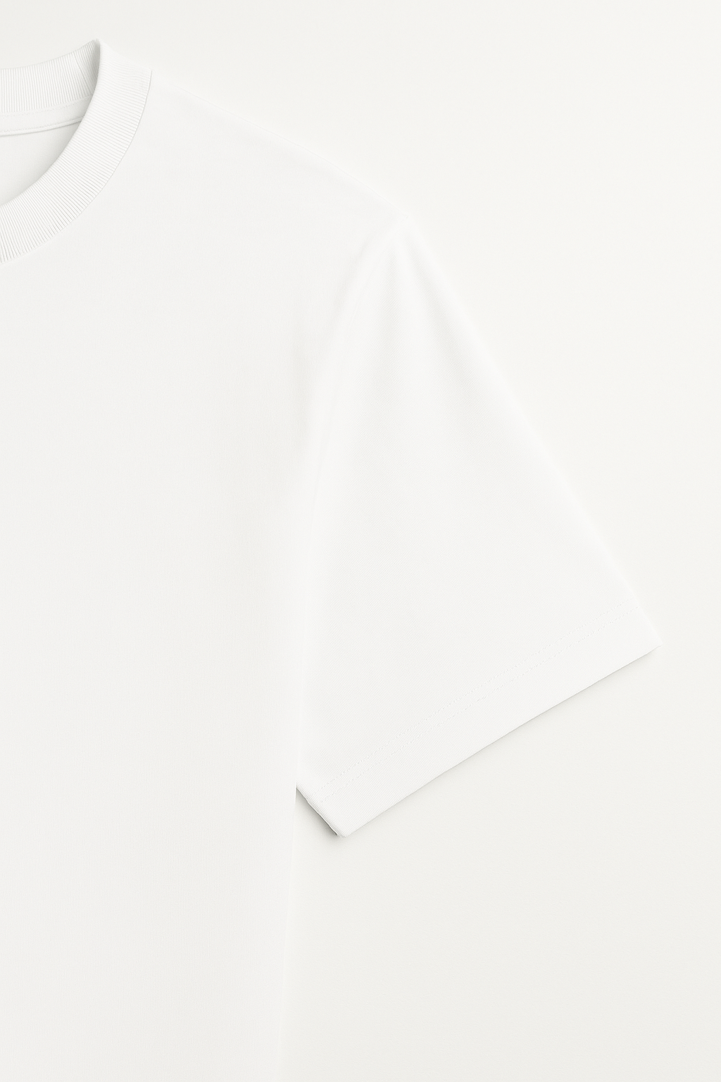 Türkiye'li  Değil Türk Baskılı Bisiklet Yaka Beyaz Tişört